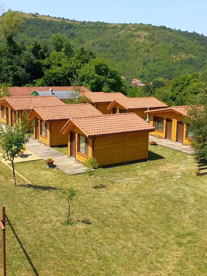 Вилно Селище Мировец Maluk Izvor  Luaran gambar
