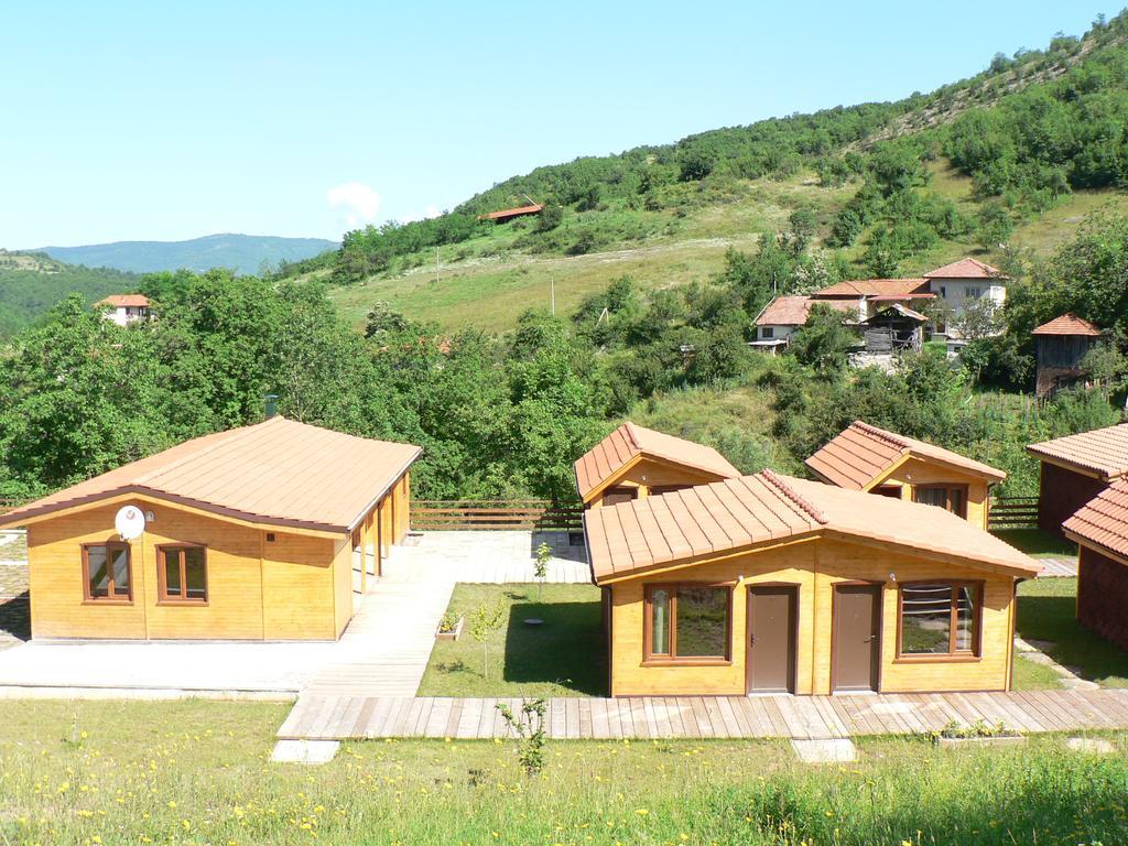 Вилно Селище Мировец Maluk Izvor  Luaran gambar